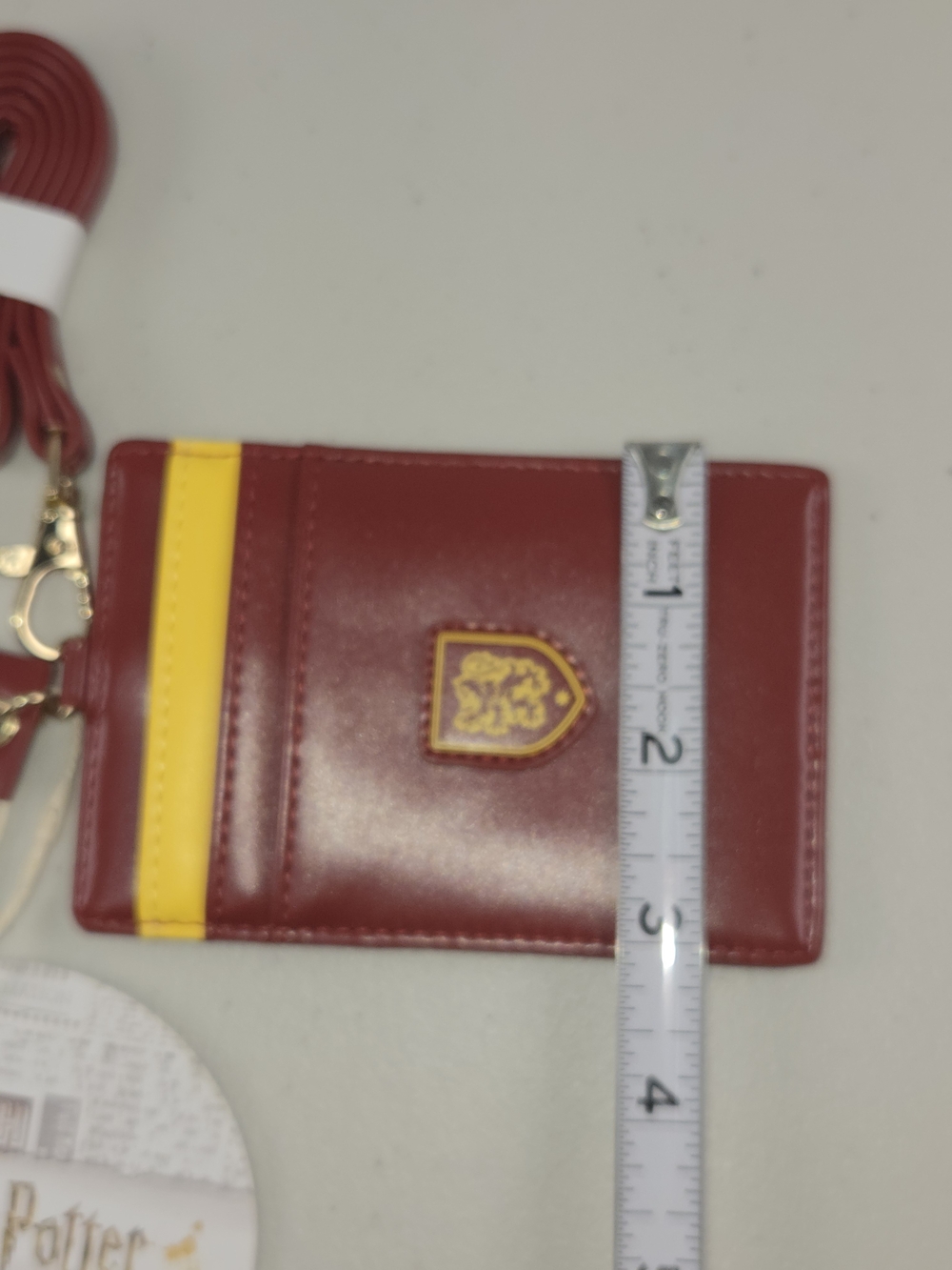 NWT Harry Potter Gryffindor Burgundy and Yellow Wallet Multiple Card Holders - Picture 5 of 9